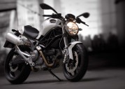 Ducati Monster 696